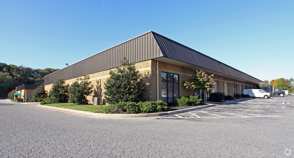 1710-1770 Sulphur Spring Rd, Arbutus, MD for lease - Primary Photo - Image 1 of 3