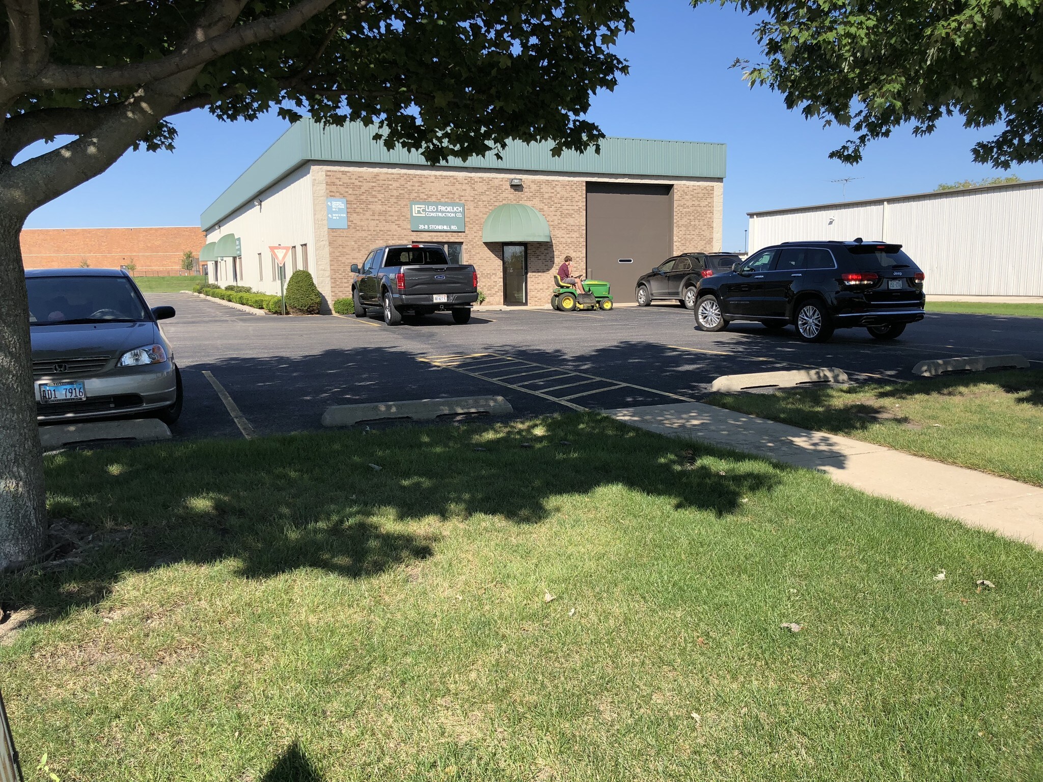 29-B Stonehill Rd, Oswego, IL for sale Building Photo- Image 1 of 1