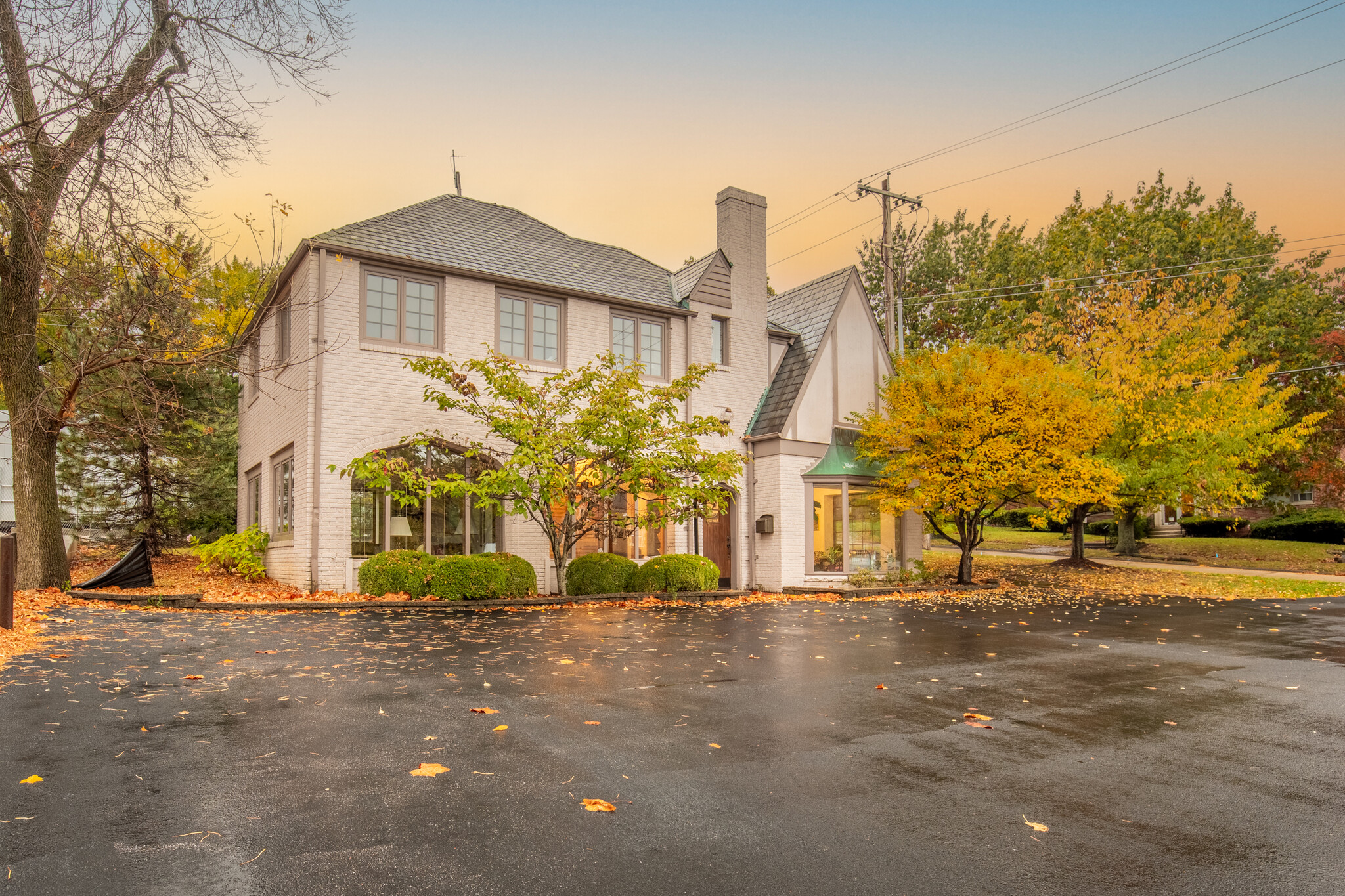 7396 Pershing Ave, University City, MO for sale Primary Photo- Image 1 of 1