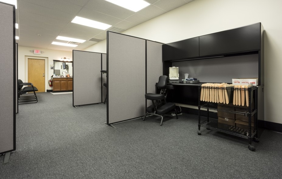 216 Congers Rd, New City, NY 10956