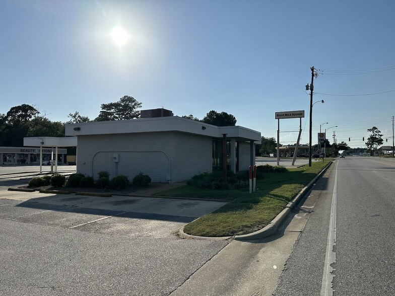 4565 Saint Stephens Rd, Eight Mile, AL for lease - Building Photo - Image 1 of 6