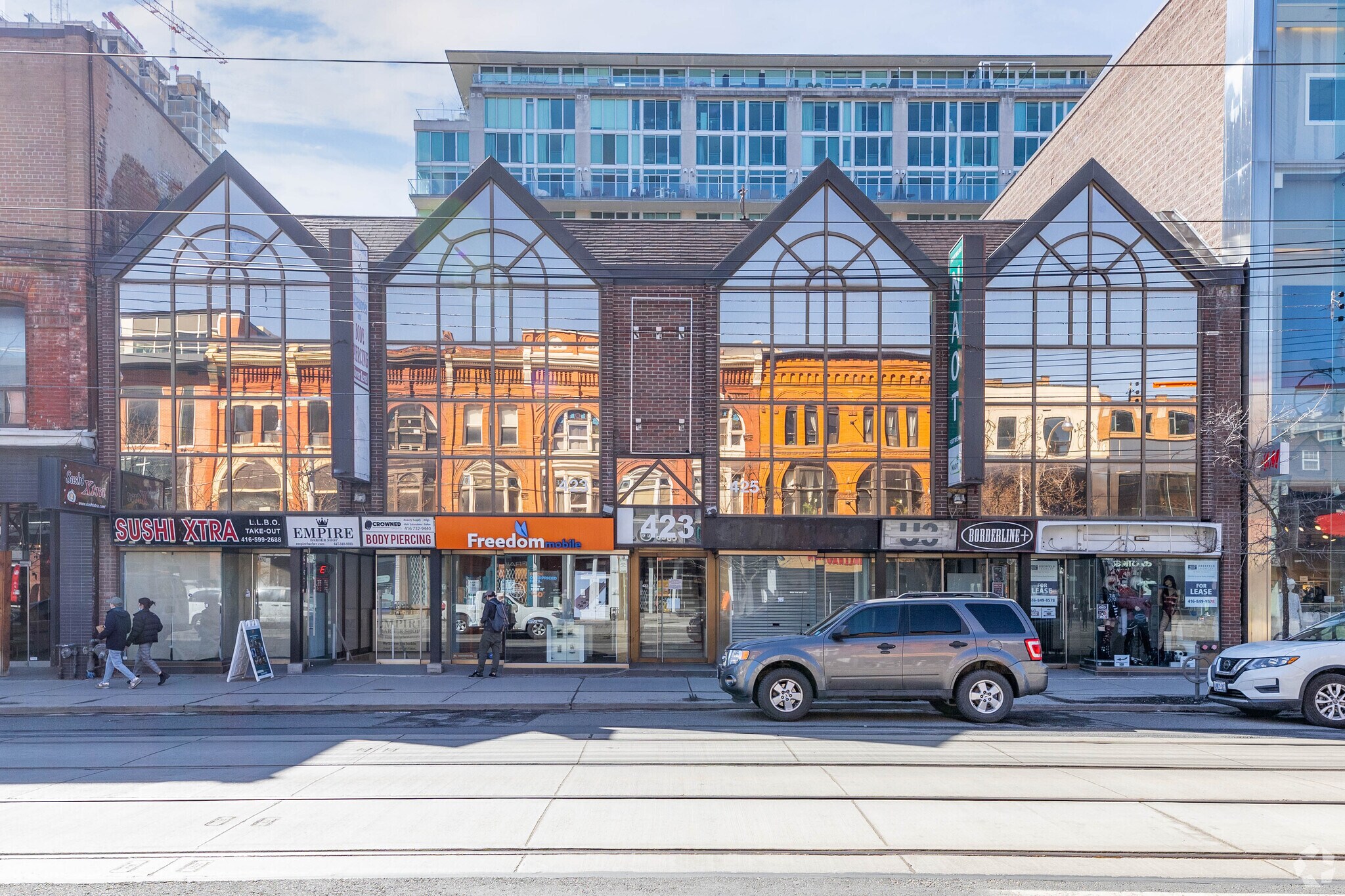 423 Queen St W, Toronto, ON for lease Building Photo- Image 1 of 4