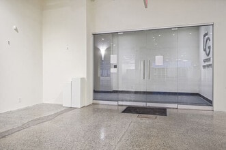 4360 Ch de la Côte-de-Liesse, Mt Royal, QC for lease Interior Photo- Image 1 of 13