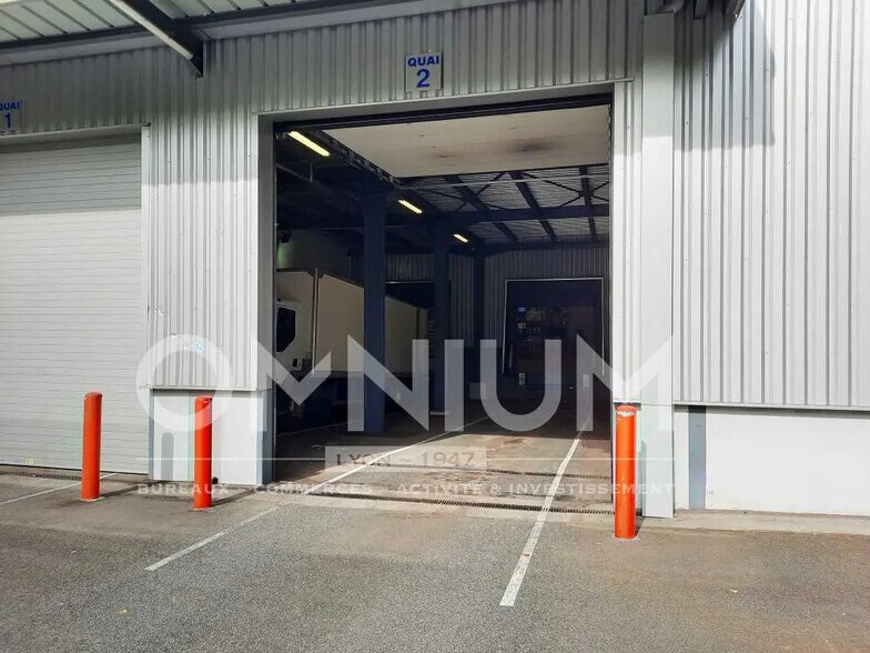 Flex in Lozanne for sale - Building Photo - Image 2 of 4