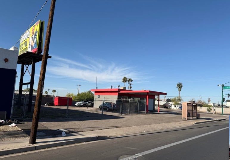 649 W Hatcher Rd, Phoenix, AZ for lease - Building Photo - Image 3 of 10
