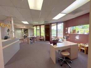 1030 Country Club Dr, Moraga, CA for lease Interior Photo- Image 2 of 7