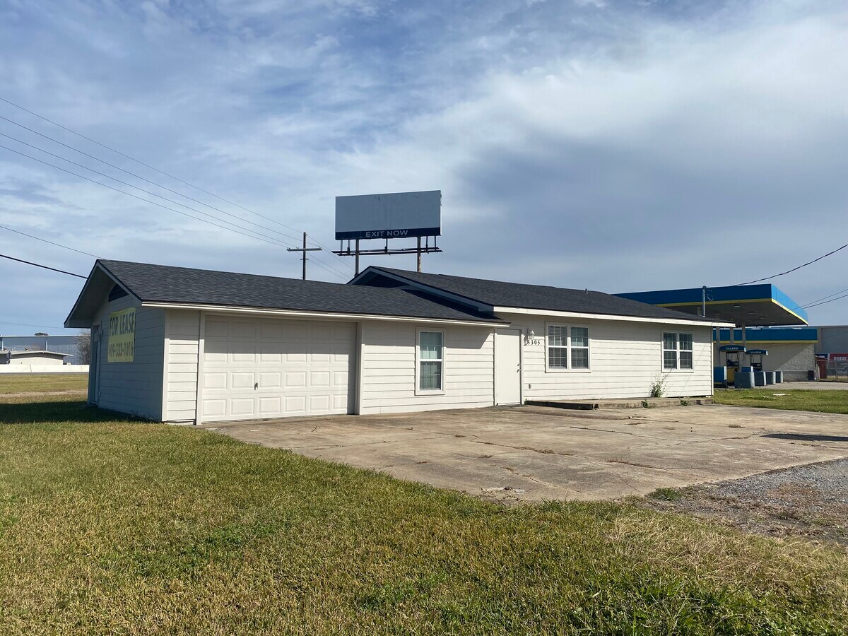 5305 Gorman Rd, Beaumont, TX 77705