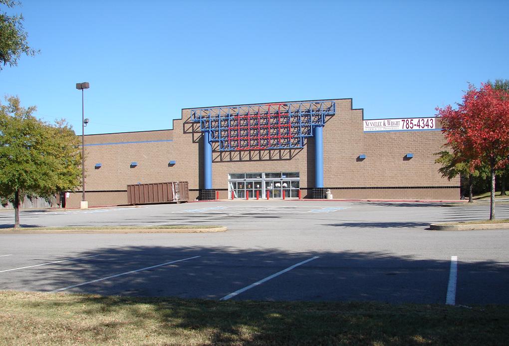 6201J Rogers Ave, Fort Smith, AR 72903 6201J Rogers Avenue