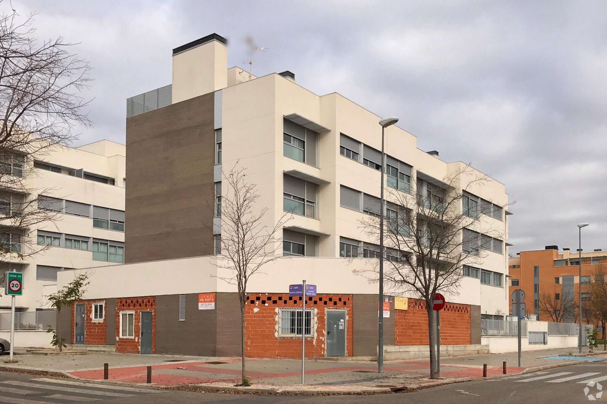 Calle Beatriz Galindo, 7, Torrejón De Ardoz, Madrid for lease Primary Photo- Image 1 of 3