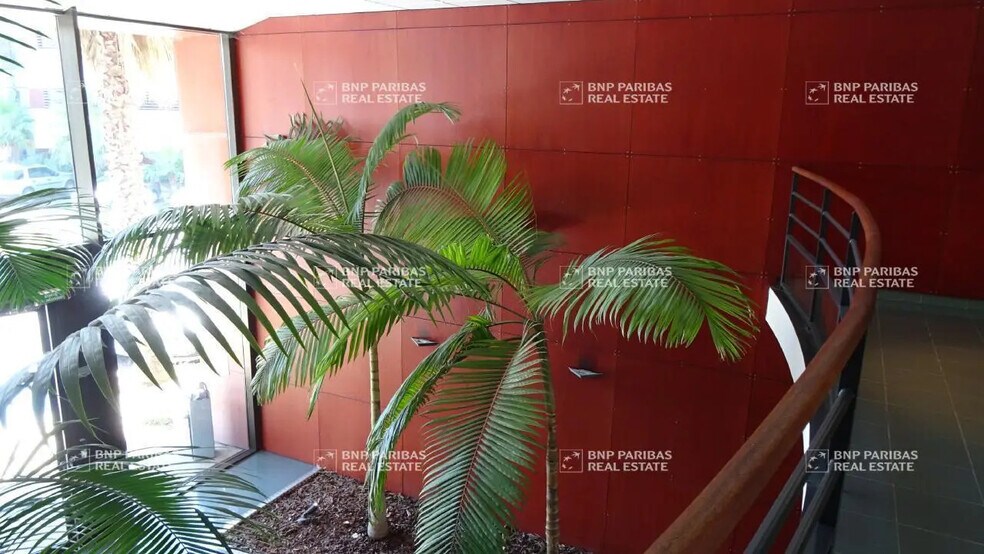 Office in Montpellier for lease - Interior Photo - Image 3 of 9