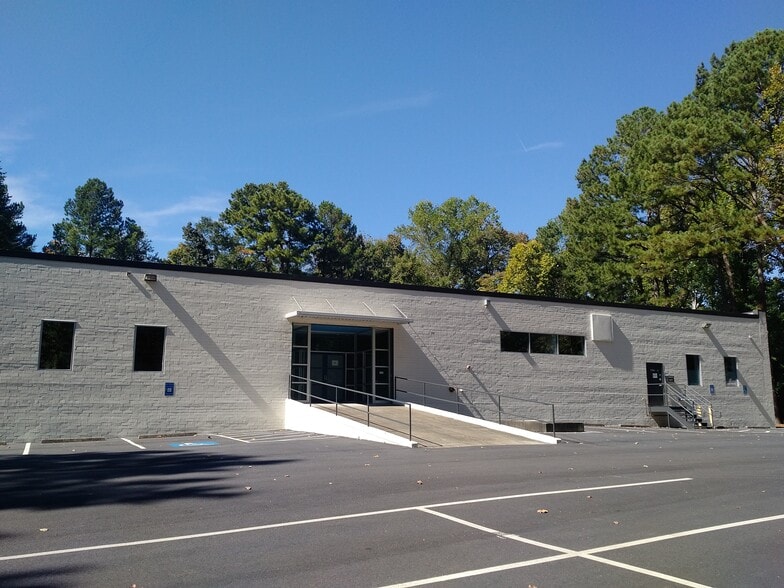 1704 Chantilly Dr NE, Atlanta, GA for lease - Building Photo - Image 2 of 3