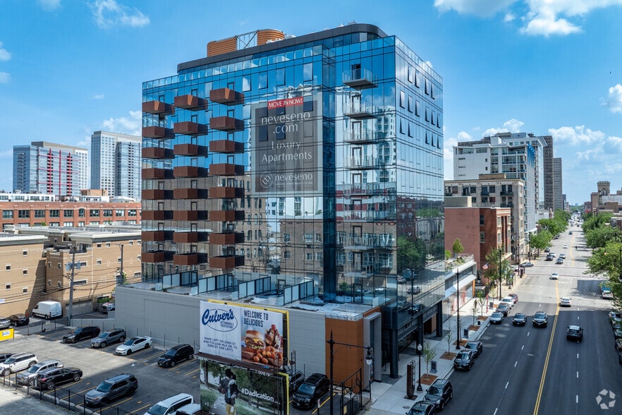 1717 S Michigan Ave, Chicago, IL for lease - Building Photo - Image 2 of 158