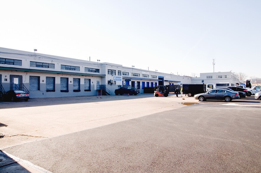 6250 Baltimore Ave, Yeadon, PA for lease - Building Photo - Image 3 of 8