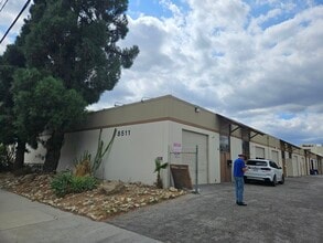 8511 Canoga Ave, Canoga Park, CA for lease Interior Photo- Image 1 of 8