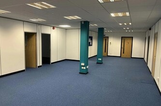 6-10 Leigh Rd, Eastleigh for lease Interior Photo- Image 1 of 2