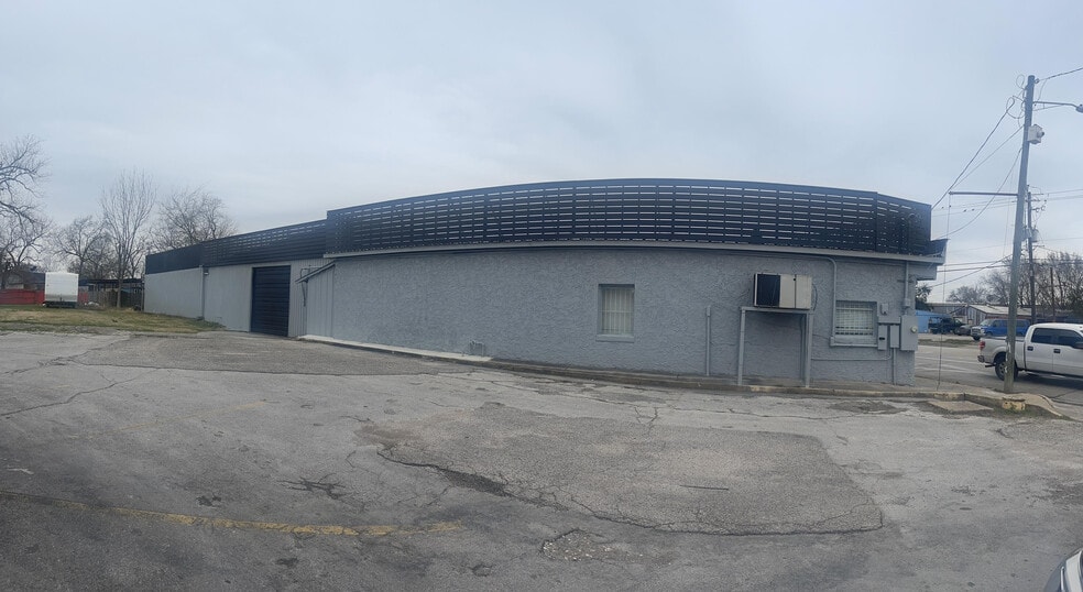 7156 Lawndale St, Houston, TX for sale - Building Photo - Image 2 of 10