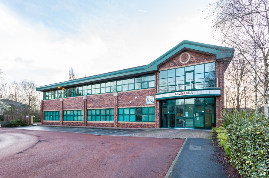 350 Firecrest Ct, Warrington for sale - Building Photo - Image 1 of 1