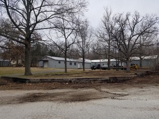 More details for 990 Red Bud Dr, Warsaw, MO - Industrial for Sale