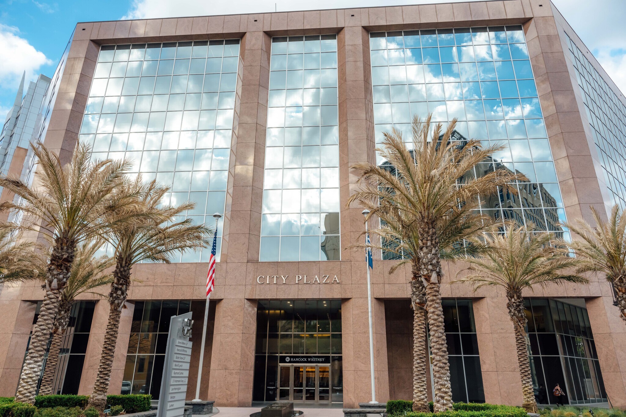 445 North Blvd, Baton Rouge, LA for lease Primary Photo- Image 1 of 57