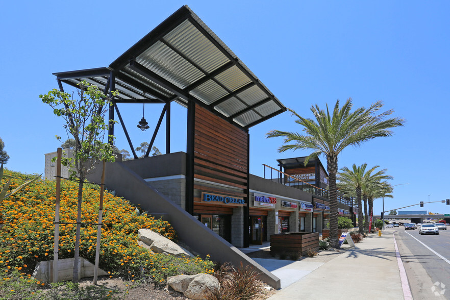 9801-9851 Mira Mesa Blvd, San Diego, CA for lease - Building Photo - Image 2 of 8