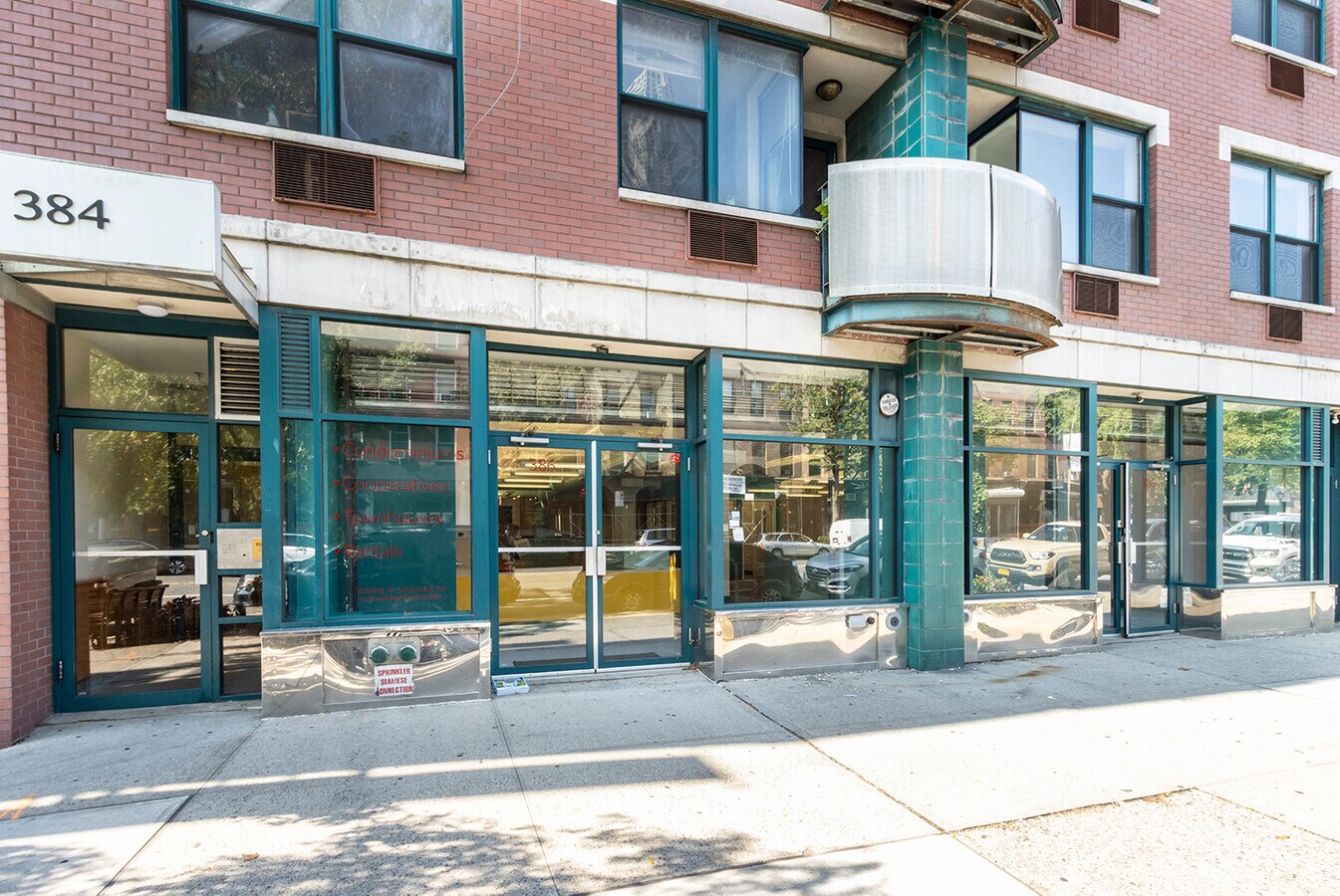 384386 Atlantic Ave, Brooklyn, NY 11217