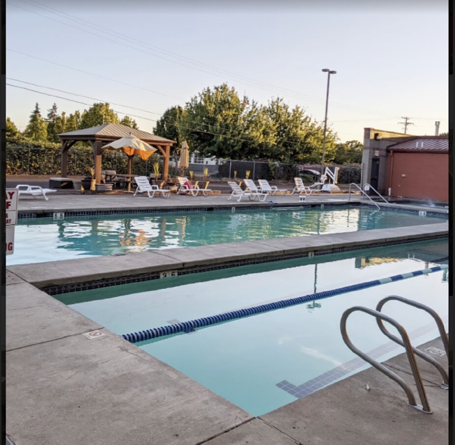 2728 Pheasant Blvd, Springfield, OR for sale Building Photo- Image 1 of 1