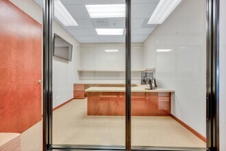810 Denbeste Ct, Suite 105, Windsor, CA for lease Interior Photo- Image 1 of 1