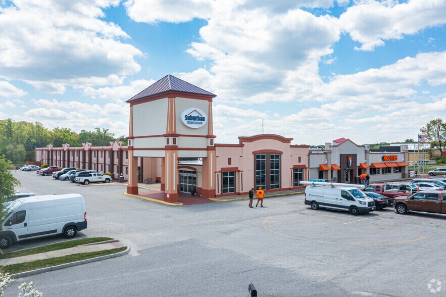 2403 W Hundred Rd, Chester, VA for sale - Primary Photo - Image 1 of 1