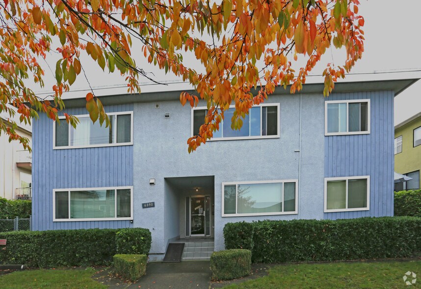 6592 Telford Av, Burnaby, BC for sale - Building Photo - Image 3 of 4