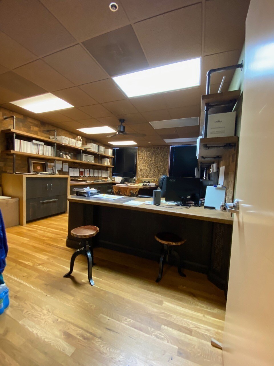 2232 W Lone Cactus Dr, Phoenix, AZ 85027 Lone Cactus Business Center