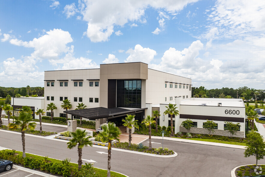 6600 University Pkwy E, Sarasota, FL for sale - Building Photo - Image 1 of 1