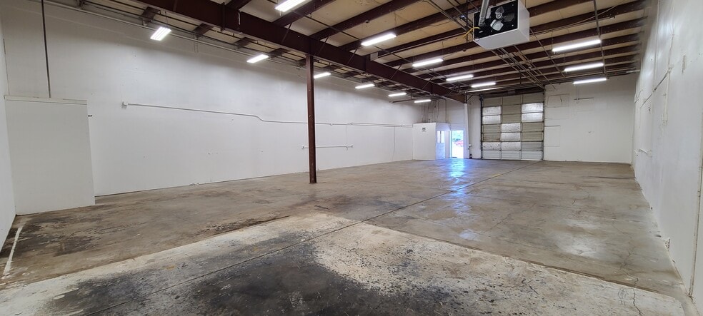 2443-2455 McGilchrist St SE, Salem, OR for lease - Building Photo - Image 3 of 10