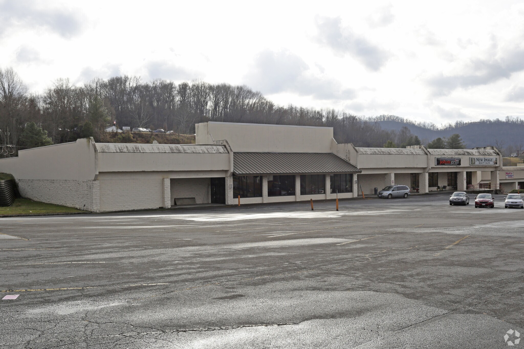 1680 US Highway 23 N, Weber City, VA for sale Primary Photo- Image 1 of 1