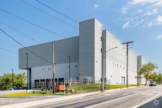 College Point Logistics Center - Warehouse