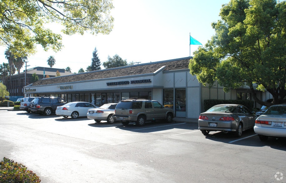 2354-2362 Fair Oaks Blvd, Sacramento, CA for lease - Building Photo - Image 2 of 12