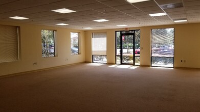 2572 W State Road 426, Oviedo, FL for lease Interior Photo- Image 1 of 7