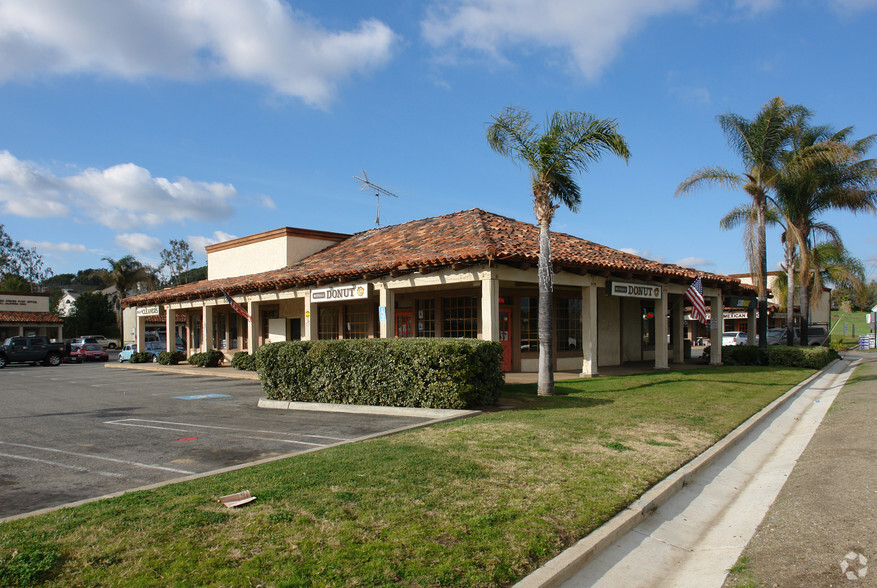 5517-5527 Mission Rd, Bonsall, CA for lease - Primary Photo - Image 1 of 8