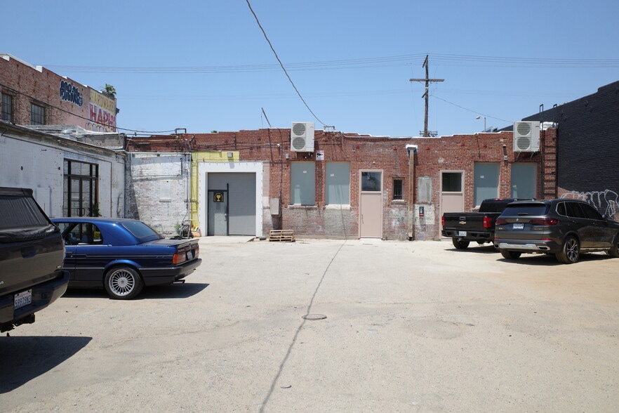 3614 W Pico Blvd, Los Angeles, CA for lease - Building Photo - Image 3 of 10