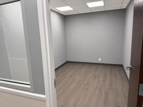 1373 Broad St, Clifton, NJ for lease Interior Photo- Image 2 of 5