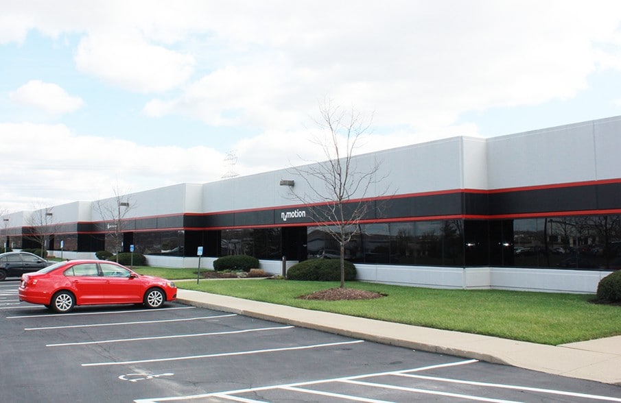 2315-2351 Crowne Point Dr, Cincinnati, OH for lease - Primary Photo - Image 1 of 1