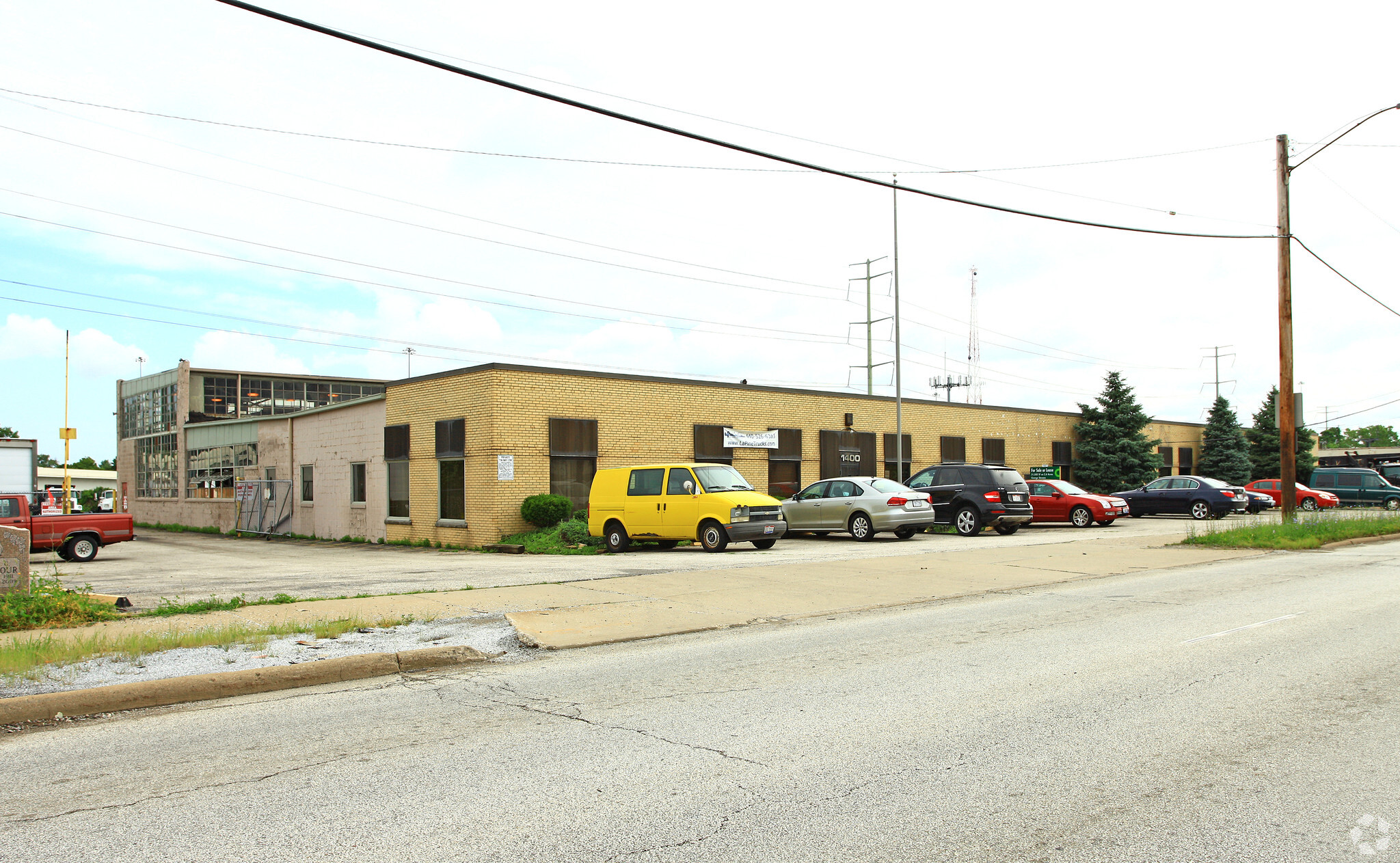 1400 Brookpark Rd, Cleveland, OH for sale Primary Photo- Image 1 of 5