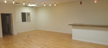 801-855 W San Marcos Blvd, San Marcos, CA for lease Interior Photo- Image 1 of 4