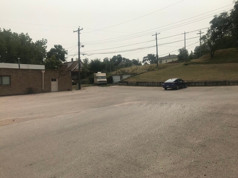 1313 W Main St, Rapid City, SD for lease - Building Photo - Image 2 of 6
