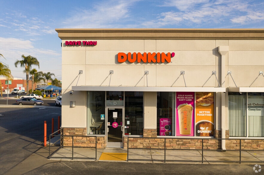 1800 23rd St, Bakersfield, CA for sale - Building Photo - Image 3 of 6