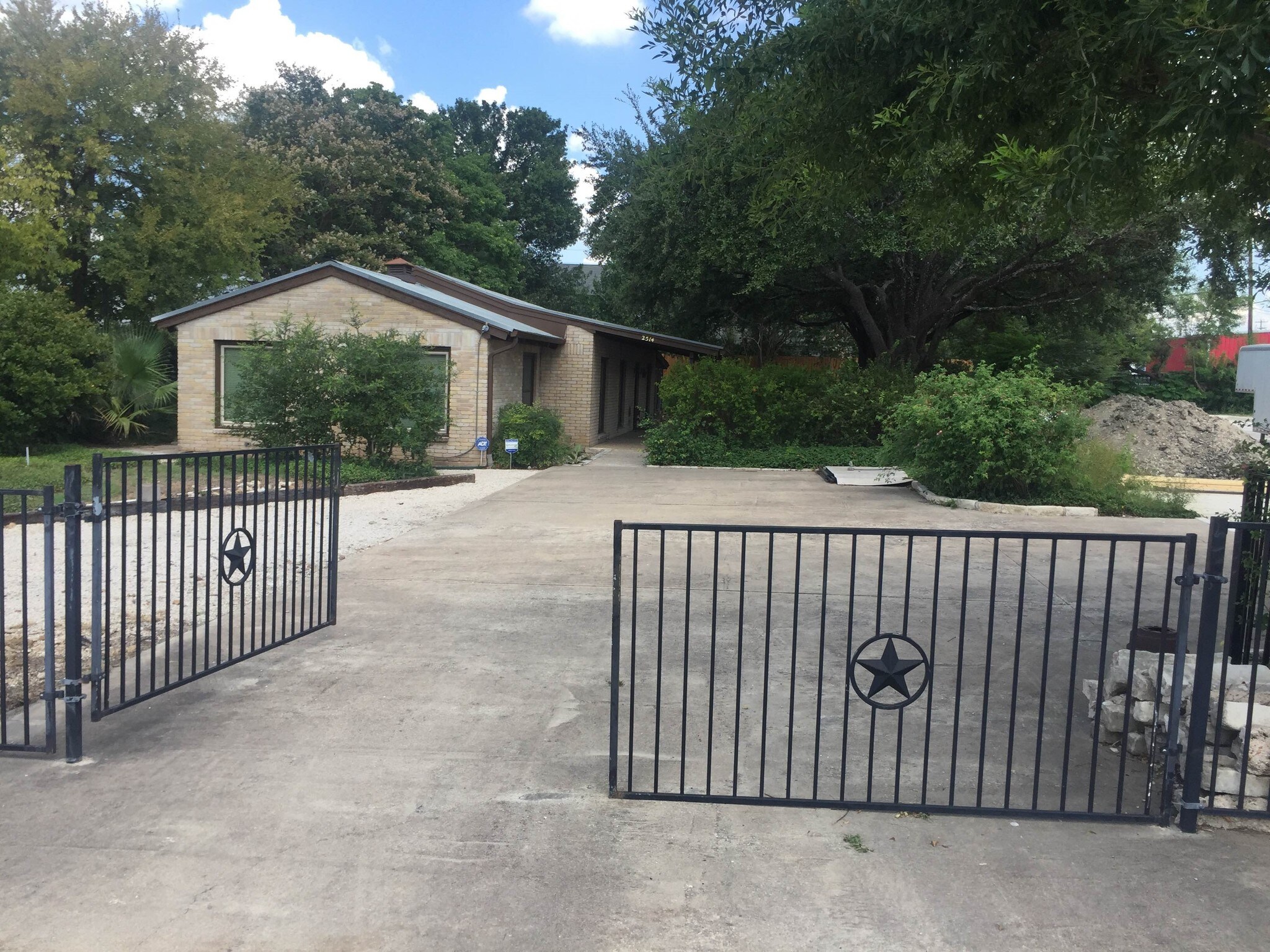 2514 Buell Ave, Austin, TX for lease Building Photo- Image 1 of 6