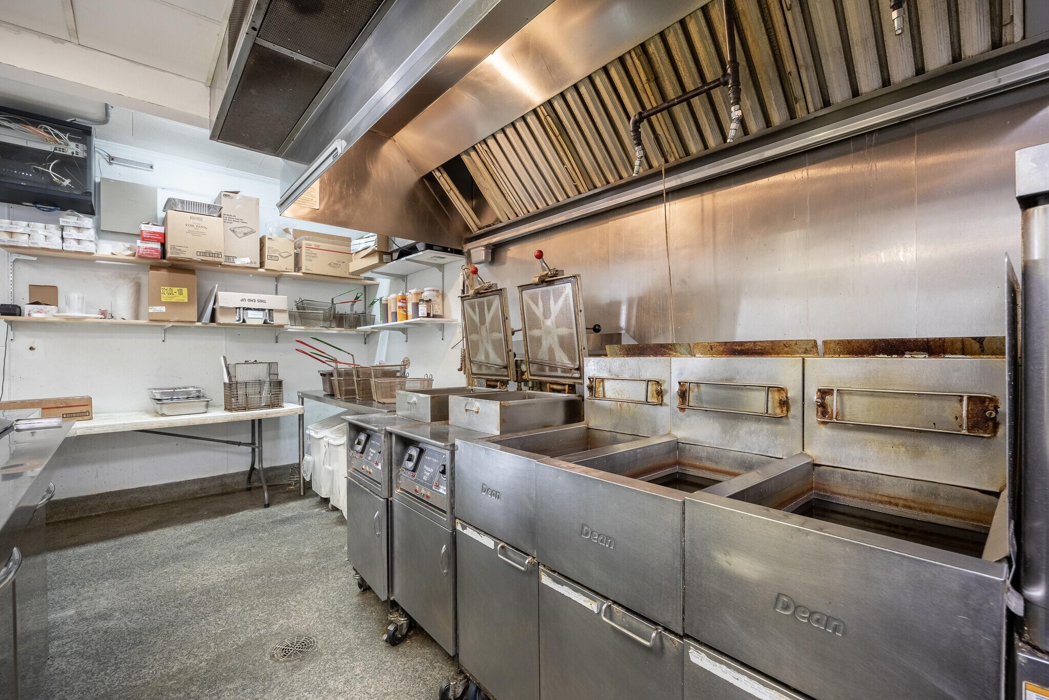 100 S Main St, Labelle, FL 33935 The Quart House