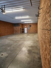 606 S Staley Rd, Champaign, IL for lease Building Photo- Image 1 of 4