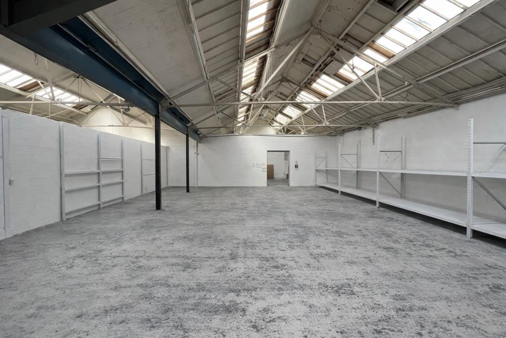 St Ives Rd, Blackburn for lease Interior Photo- Image 1 of 4