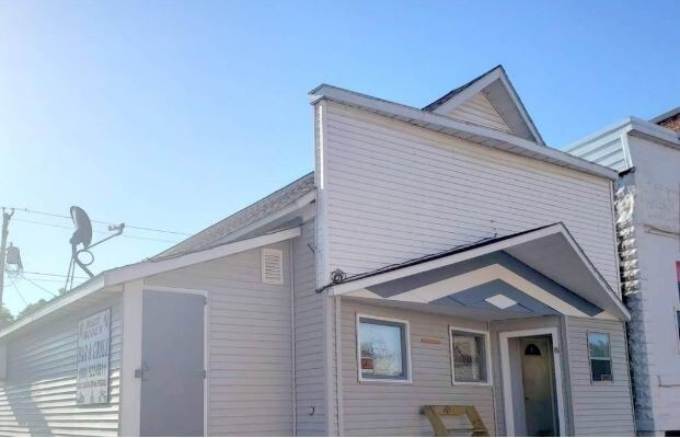 5890 Main St, Gratiot, WI for sale - Building Photo - Image 1 of 1