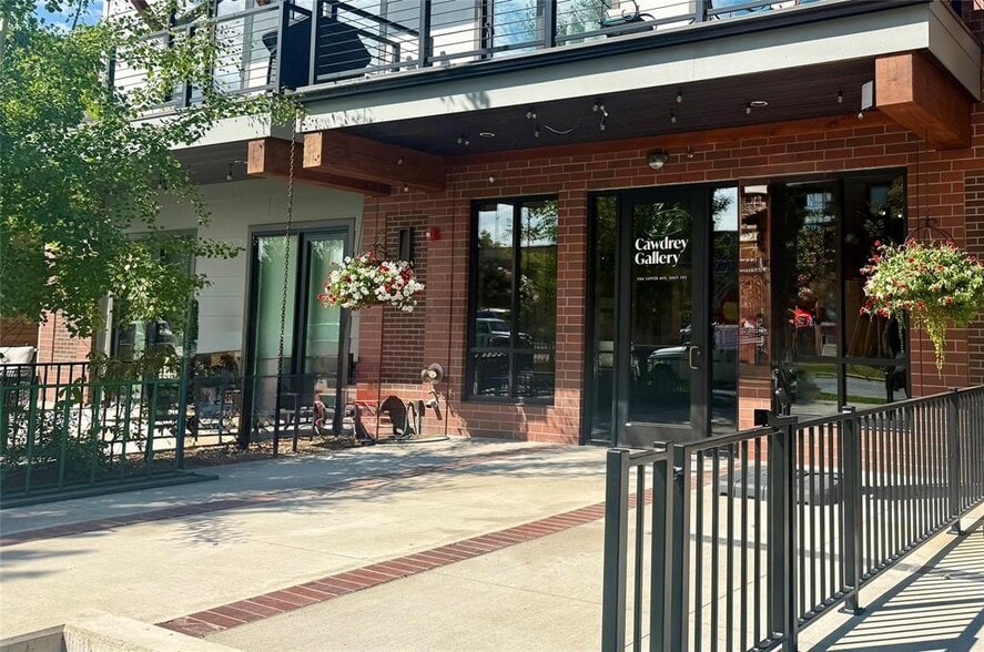 206 Lupfer Ave, Whitefish, MT for sale - Building Photo - Image 2 of 16